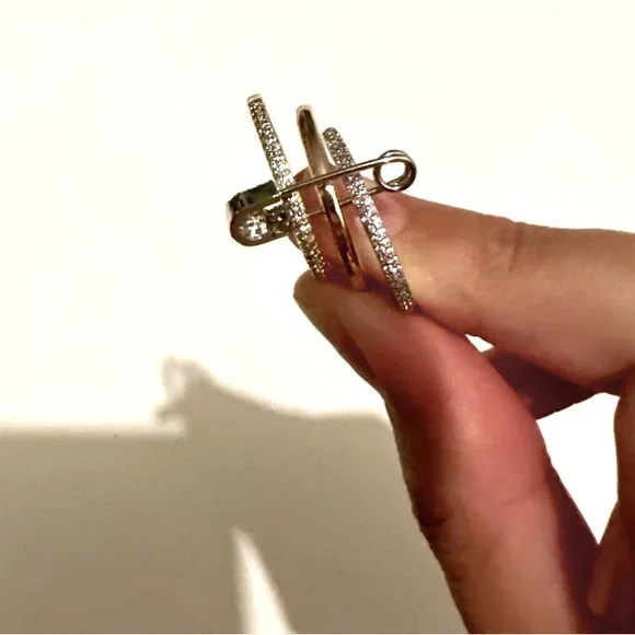 Abigail Creations Triple Band Safety Pin Ring - Picture 4 of 5